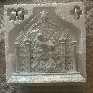 Department 56 White Nativity Scene Holy Family Votive 10" x 10" x 3.5